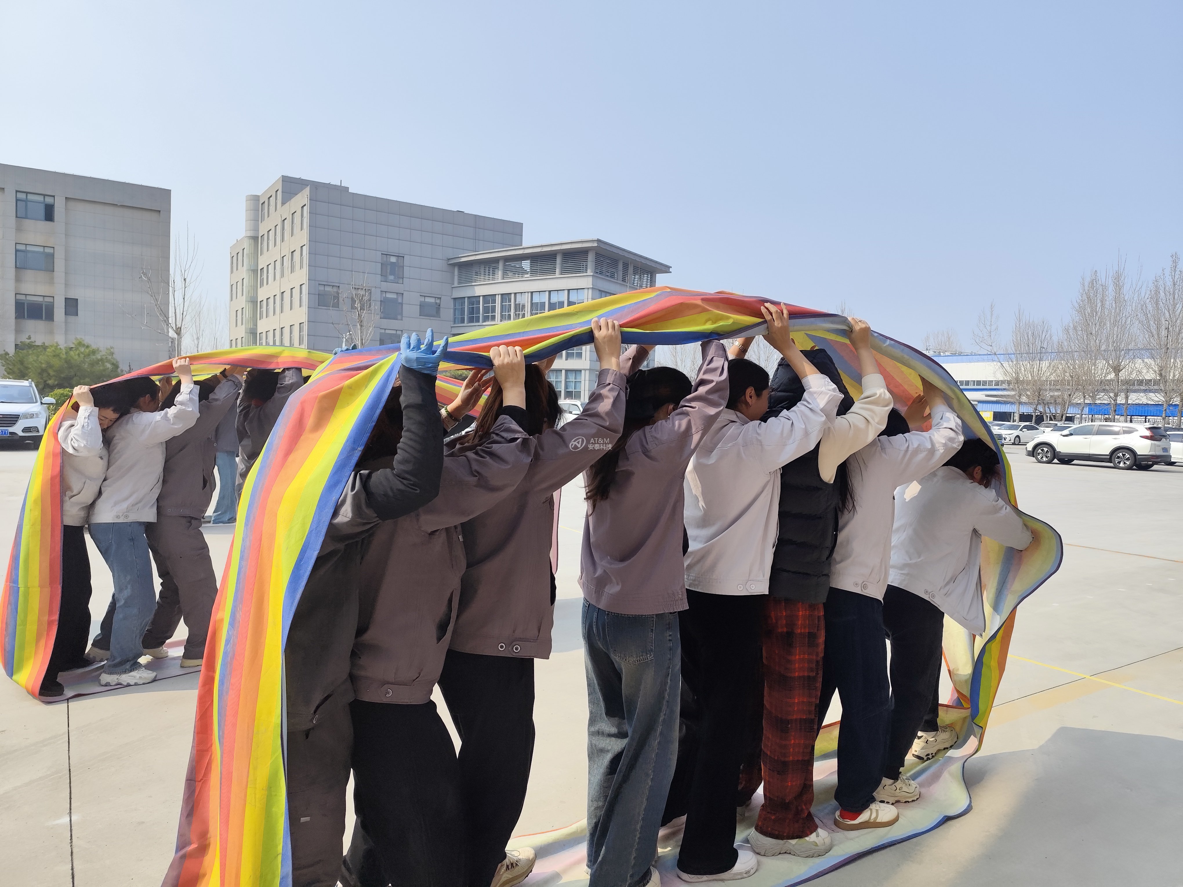 4、爱科车轮滚滚.jpg
